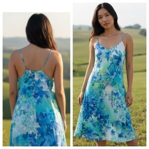 Connected Apparel Slip Dress Sz 12 Large Floral Blue Green Satin Soft Girl